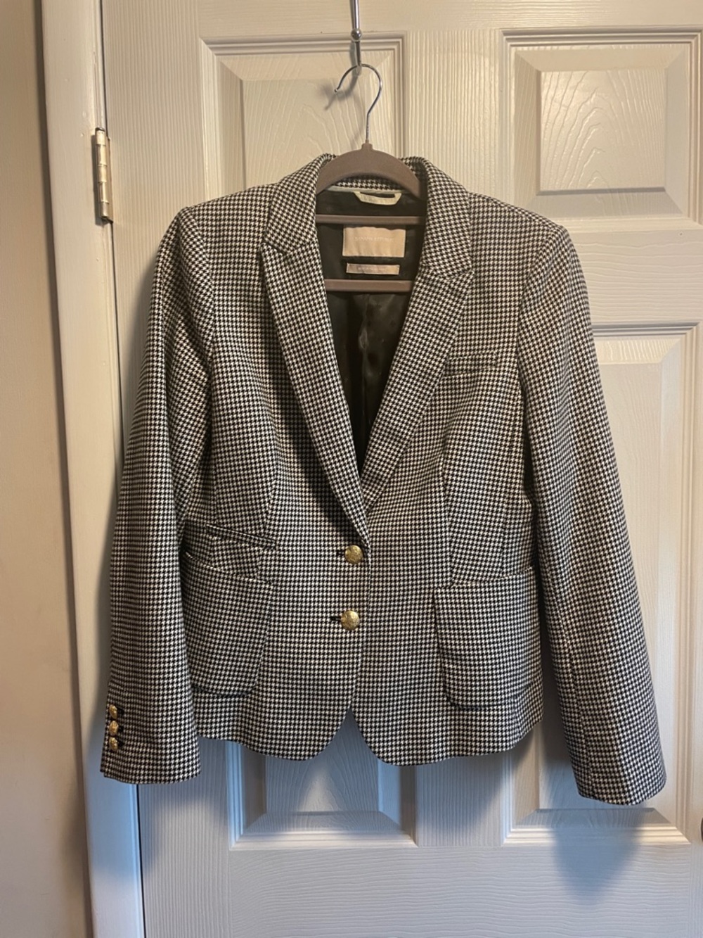 Banana Republic Black & White Houndstooth Blazer